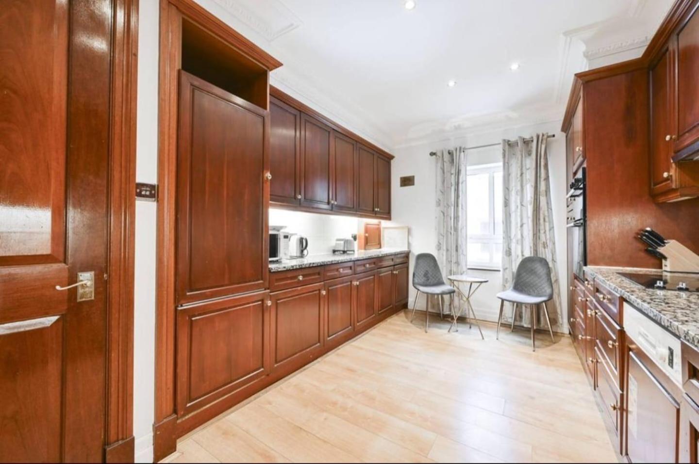 Carlton Court - Mayfair London